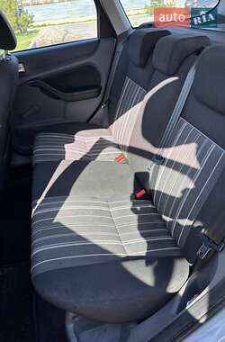 Универсал Ford Focus 2010 в 