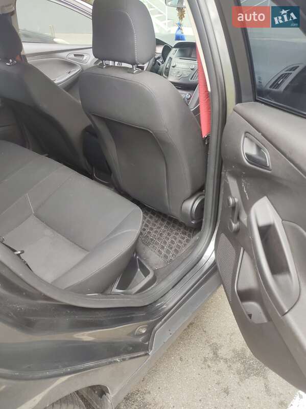 Седан Ford Focus 2016 в Киеве