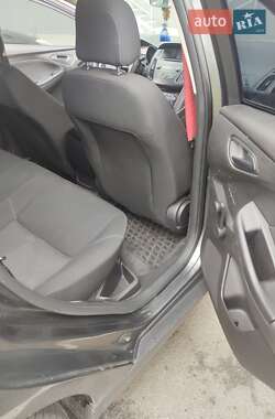 Седан Ford Focus 2016 в 