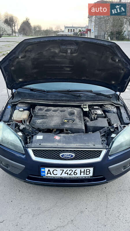 Хэтчбек Ford Focus 2005 в Луцке