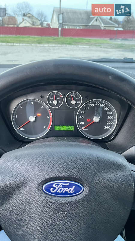 Хэтчбек Ford Focus 2005 в Луцке