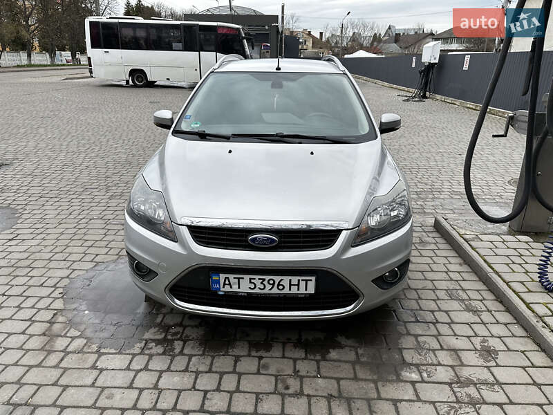 Универсал Ford Focus 2010 в 
