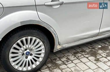 Универсал Ford Focus 2010 в 