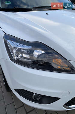 Універсал Ford Focus 2010 в 