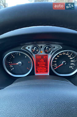 Універсал Ford Focus 2010 в 