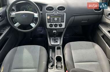 Седан Ford Focus 2005 в 