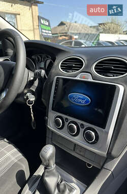 Универсал Ford Focus 2010 в 