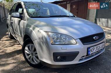 Хэтчбек Ford Focus 2007 в 