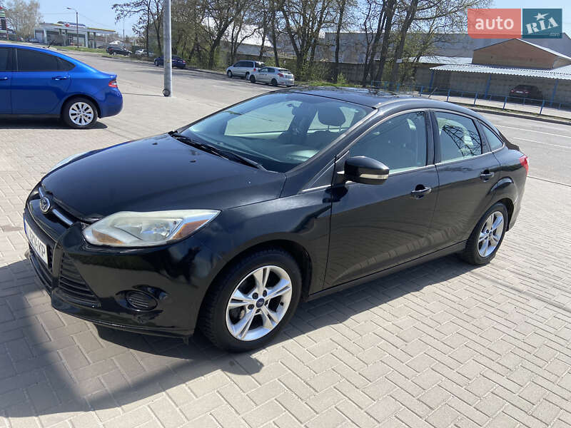 Седан Ford Focus 2014 в 