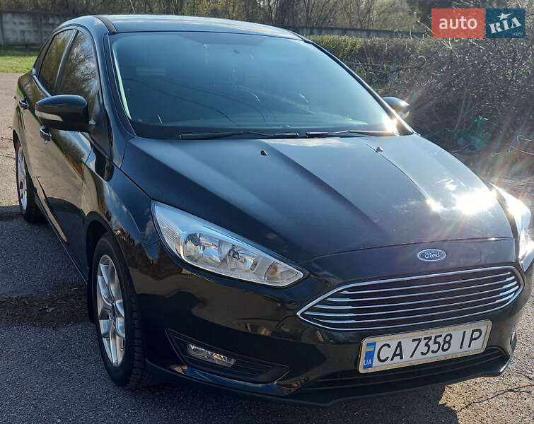 Седан Ford Focus 2015 в Смеле