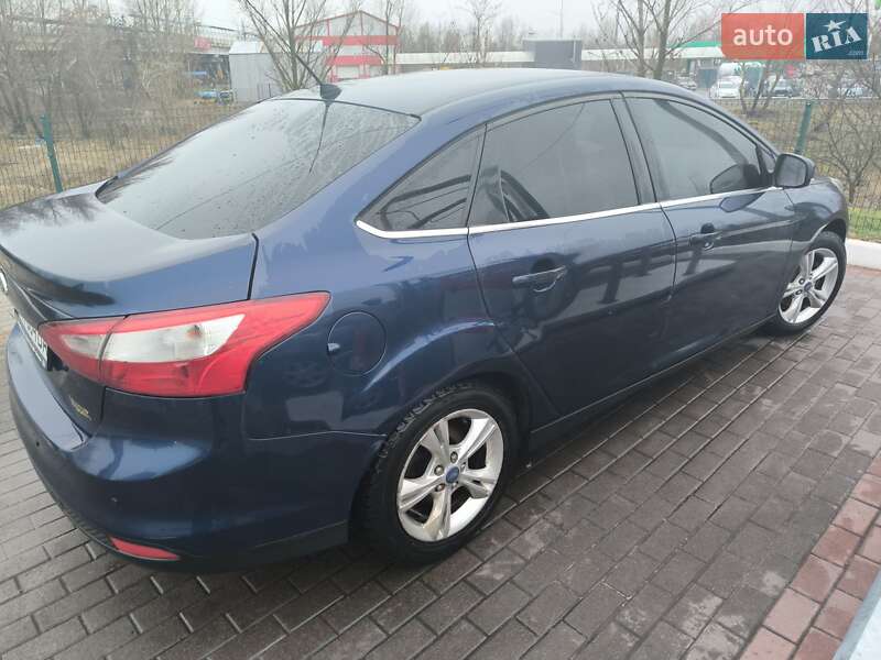 Седан Ford Focus 2012 в Киеве фото 16 Седан Ford Focus 2012 в Киеве