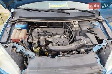 Универсал Ford Focus 2004 в 
