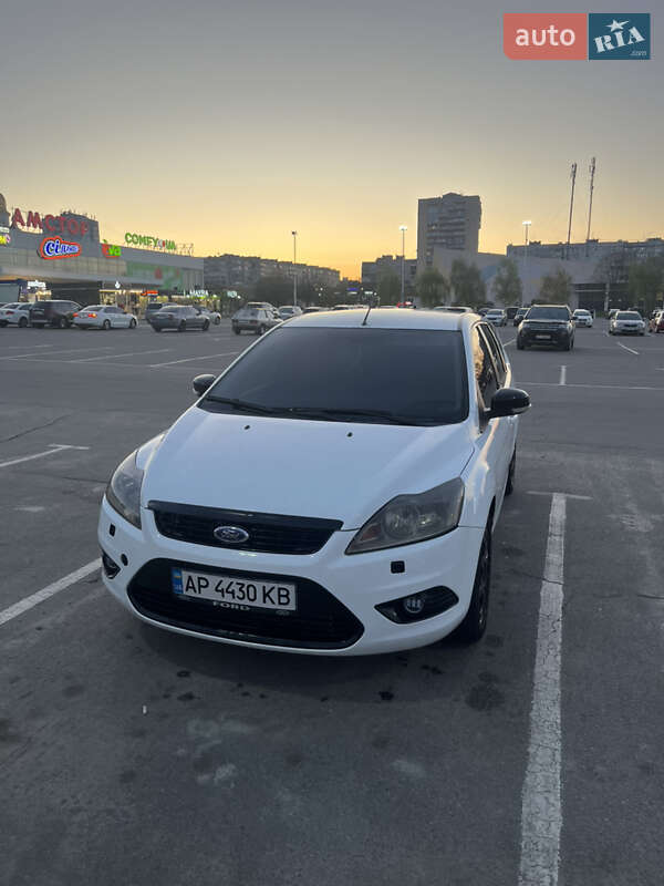 Универсал Ford Focus 2010 в 