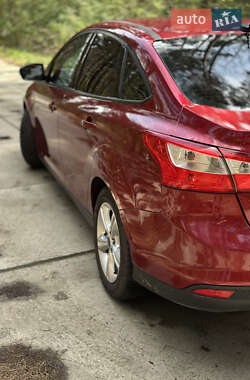 Седан Ford Focus 2013 в 