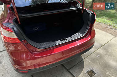 Седан Ford Focus 2013 в 