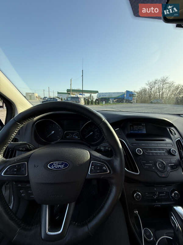 Седан Ford Focus 2016 в Киеве