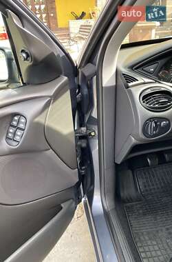 Универсал Ford Focus 2003 в 