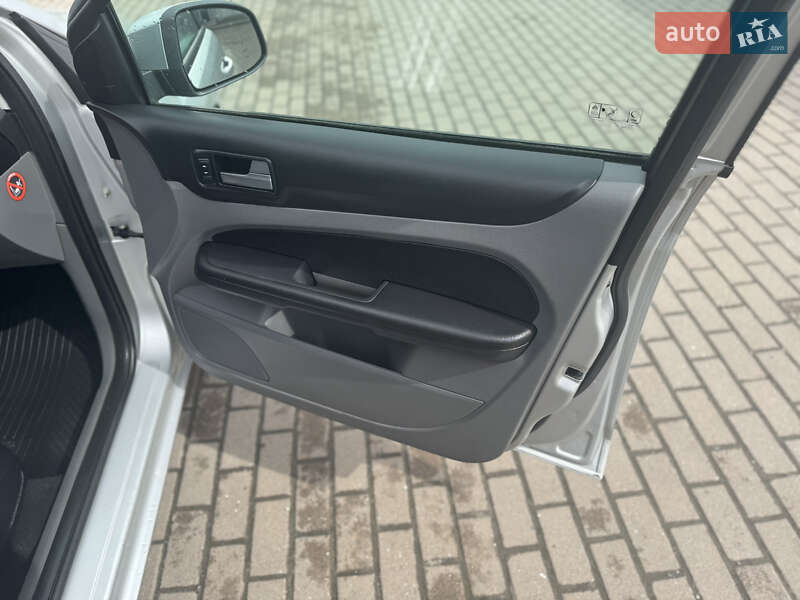 Универсал Ford Focus 2009 в Ровно