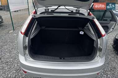 Хэтчбек Ford Focus 2008 в 