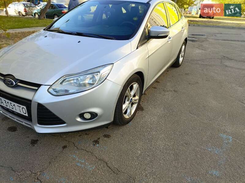 Седан Ford Focus 2014 в Києві