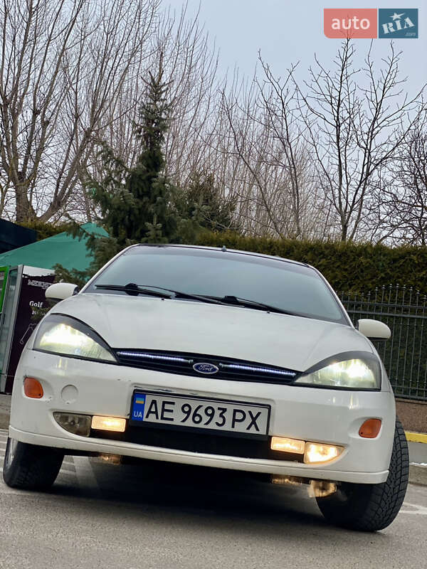 Универсал Ford Focus 2000 в 