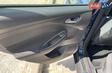 Седан Ford Focus 2017 в 