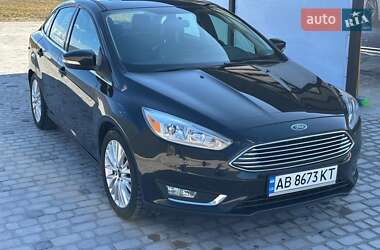 Седан Ford Focus 2015 в 