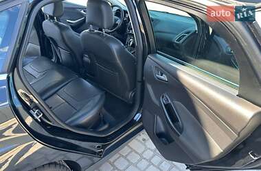 Седан Ford Focus 2015 в 