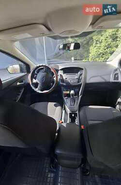 Хэтчбек Ford Focus 2016 в 