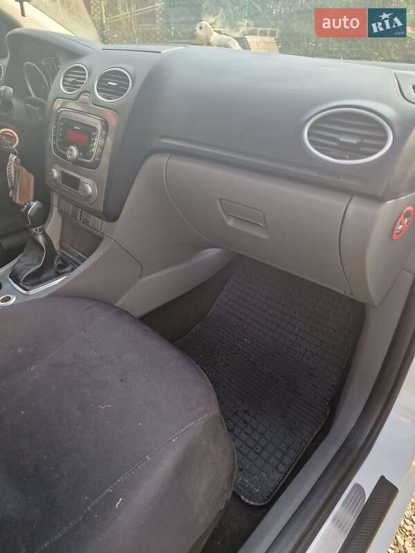 Универсал Ford Focus 2008 в Надворной