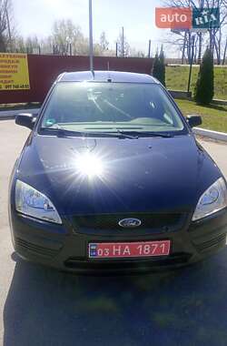 Хэтчбек Ford Focus 2006 в 