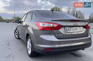 Седан Ford Focus 2014 в 