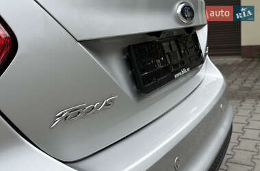 Хетчбек Ford Focus 2014 в 