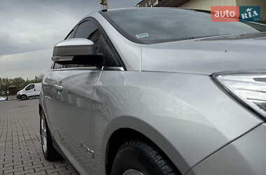 Хетчбек Ford Focus 2014 в 