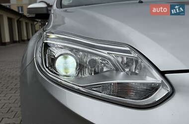 Хетчбек Ford Focus 2014 в 