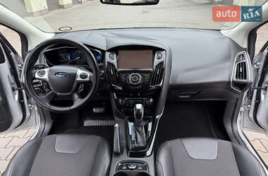 Хетчбек Ford Focus 2014 в 