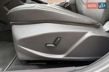 Хетчбек Ford Focus 2014 в 