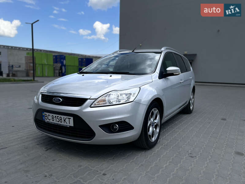 Универсал Ford Focus 2010 в 