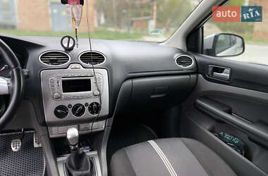 Универсал Ford Focus 2010 в 