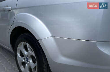 Универсал Ford Focus 2010 в 