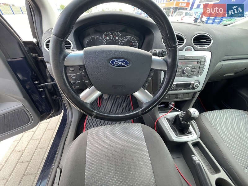 Универсал Ford Focus 2007 в Нововолынске