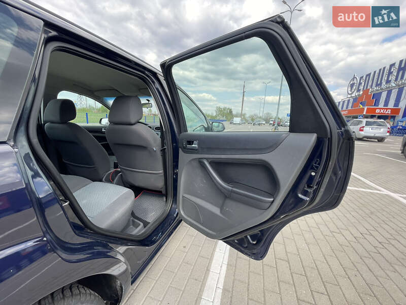 Универсал Ford Focus 2007 в Нововолынске