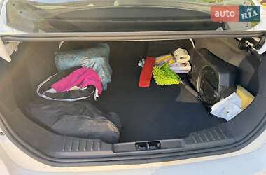 Седан Ford Focus 2017 в 