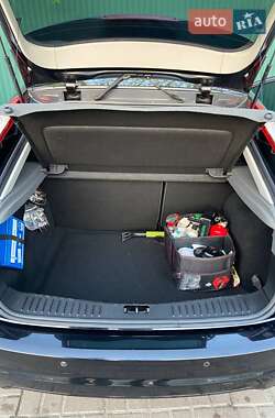 Хэтчбек Ford Focus 2009 в 