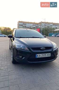 Хэтчбек Ford Focus 2009 в 