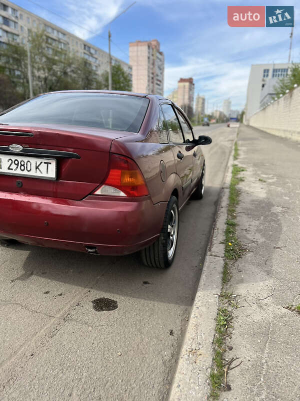Седан Ford Focus 2003 в Киеве