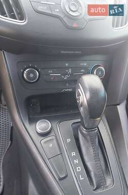 Седан Ford Focus 2017 в 