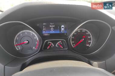 Хэтчбек Ford Focus 2017 в 