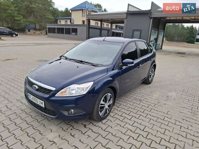 Хэтчбек Ford Focus 2011 в Львове