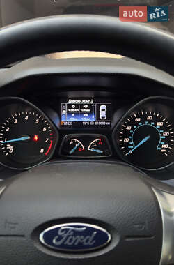 Седан Ford Focus 2013 в 